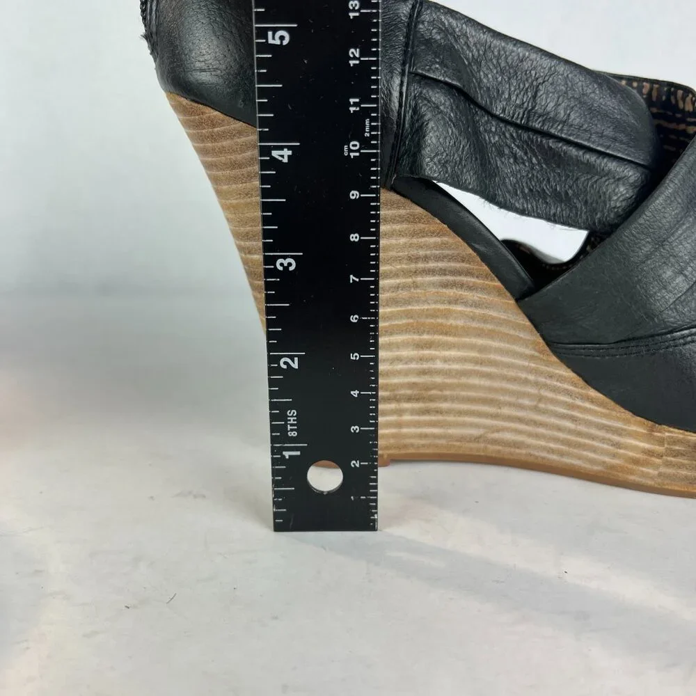 Seychelles Sandals Womens 8.5 Black Leather Wedge Stacked Heel Criss Cross‎
